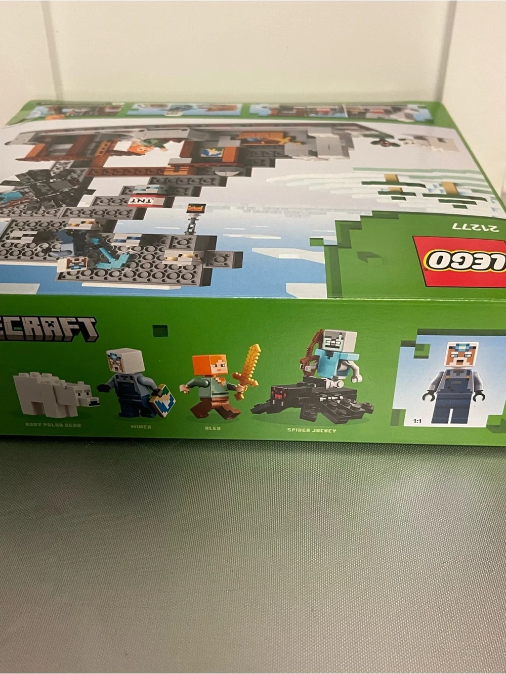 LEGO 21277 Minecraft The Pickaxe Mine Toy 530Pcs 8+ Pink & Black New Sealed
